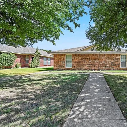 Rent this 3 bed house on 947 Potomac Drive in Lancaster, TX 75134