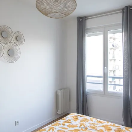 Rent this 1 bed apartment on 30 Avenue Francis de Pressensé in 69200 Vénissieux, France