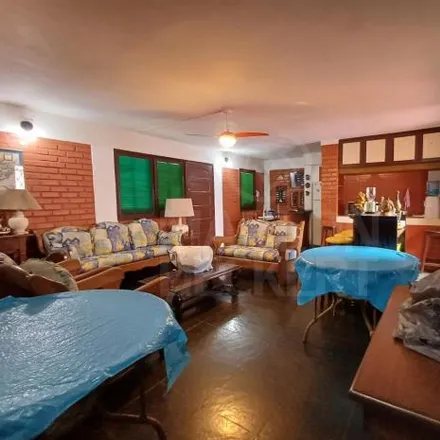 Buy this 2 bed house on Princesa in Rua Irmã Josefina da Veiga, Cabo Frio - RJ