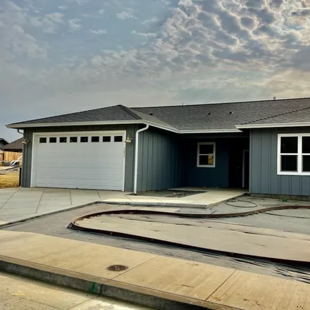 Buy this 3 bed house on 161 Ridge View Court in Fortuna, CA 95540