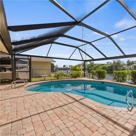 Image 3 - 4218 Harbour Lane, Waterway Estates, Lee County, FL 33903, USA - House for sale