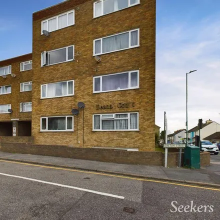 Rent this studio apartment on Oasis Academy Skinner Street in James Street, Gillingham