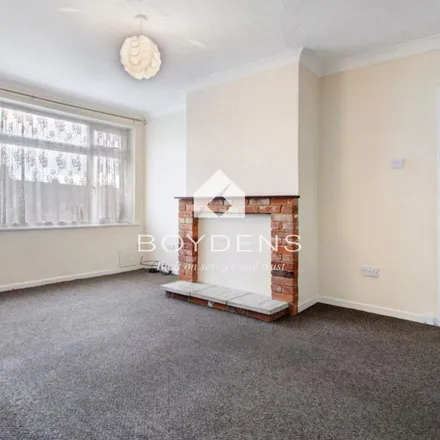 Rent this 2 bed apartment on Bridge Cottages in 1 Sladburys Lane, Little Clacton