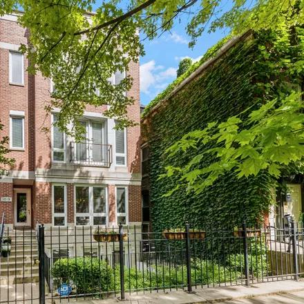 Buy this 3 bed duplex on 1817 North Bissell Street in Chicago, IL 60614