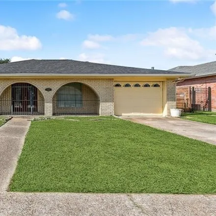 Image 2 - 7540 Eastmore Road, New Orleans, LA 70126, USA - House for sale