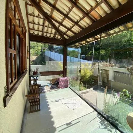 Buy this 5 bed house on ´Macadãmia Café in Rua Diógenes Malacarne, Praia da Costa