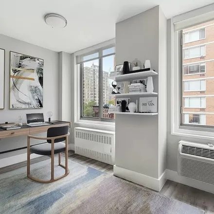 Rent this 3 bed apartment on 484 2nd Avenue in New York, NY 10016