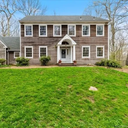 Buy this 5 bed house on 15 Back Acres Way in Stonington, CT 06378
