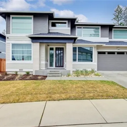 Rent this 5 bed house on Luna Court in King County, WA 98010