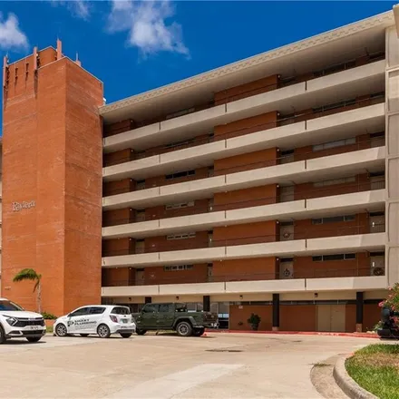 Buy this 1 bed condo on 4302 Ocean Drive in Corpus Christi, TX 78412