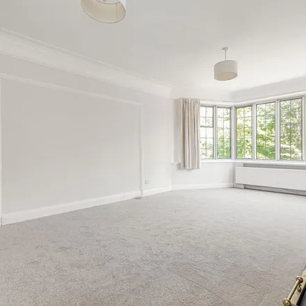 Rent this 4 bed apartment on Harvard House in Manor Fields, London
