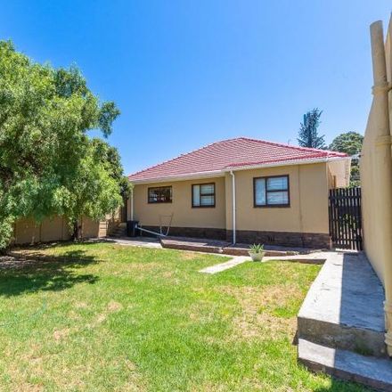Rent this 3 bed house on Meath Street in Oakdale, Bellville