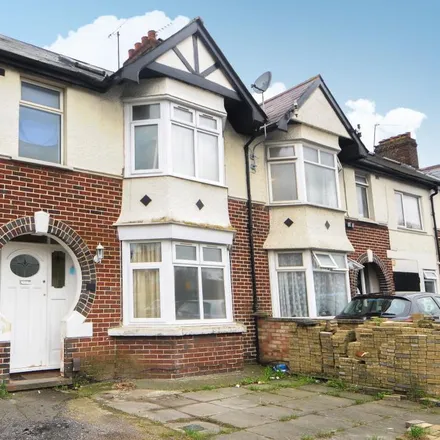 Rent this 6 bed duplex on 388 Cowley Road in Oxford, OX4 2BY