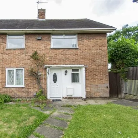 Buy this 3 bed duplex on Lansdowne Road in Tapton, S43 1BA