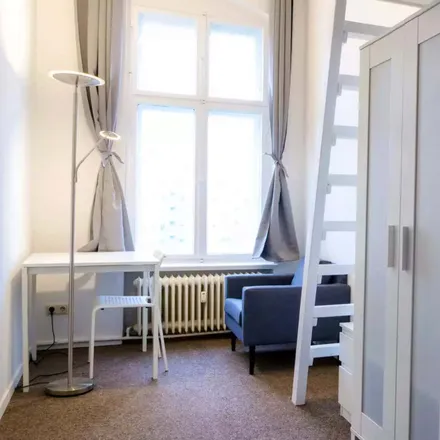 Rent this 6 bed room on Reinickendorfer Straße 18 in 13347 Berlin, Germany