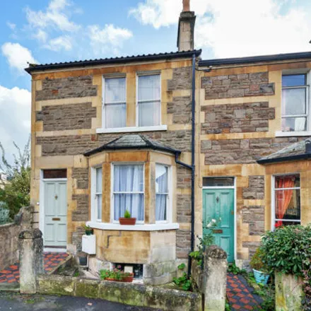 Buy this 3 bed townhouse on 15 Gillingham Terrace in Bath, BA1 6LJ