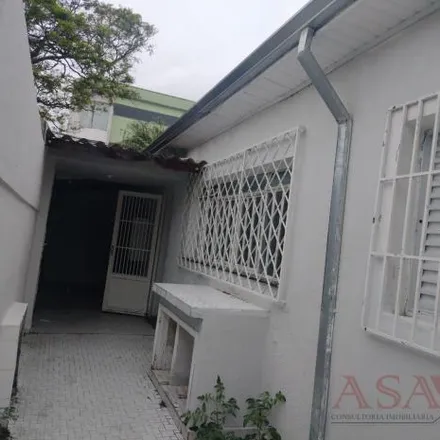 Rent this 3 bed house on Rua José Malozze in Shangai, Mogi das Cruzes - SP