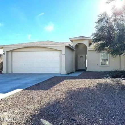 Buy this 3 bed house on 1824 Bentley Drive in Las Cruces, NM 88001