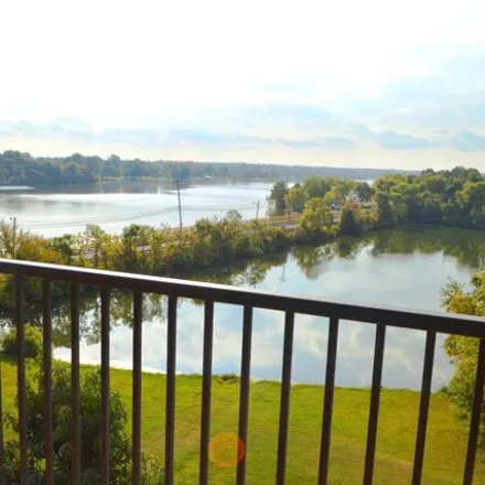 Image 1 - Sanders Ferry Road, Curtiswood, Hendersonville, TN 37075, USA - Condo for sale