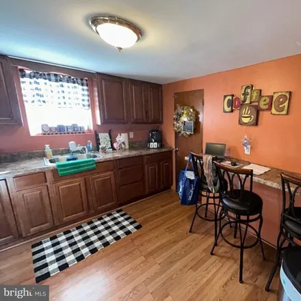 Image 9 - 3059 Memphis Street, Philadelphia, PA 19134, USA - Townhouse for sale