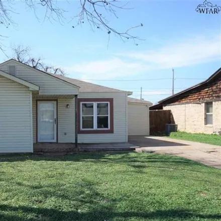 Rent this 3 bed house on 2823 Featherston Avenue in Wichita Falls, TX 76308