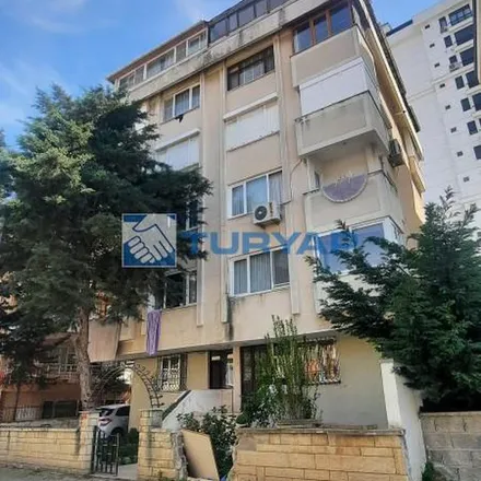 Rent this 4 bed apartment on Serap Caddesi in 34843 Maltepe, Turkey