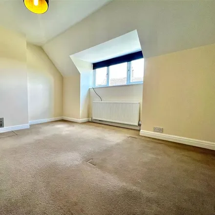 Image 8 - Cornmill View, Horsforth, LS18 4DF, United Kingdom - Townhouse for rent