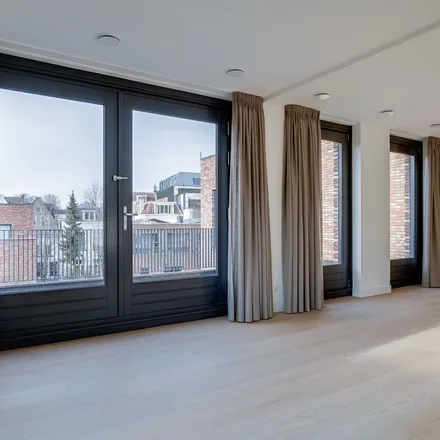 Rent this 3 bed apartment on Vrouwjuttenhof 60 in 3512 PZ Utrecht, Netherlands