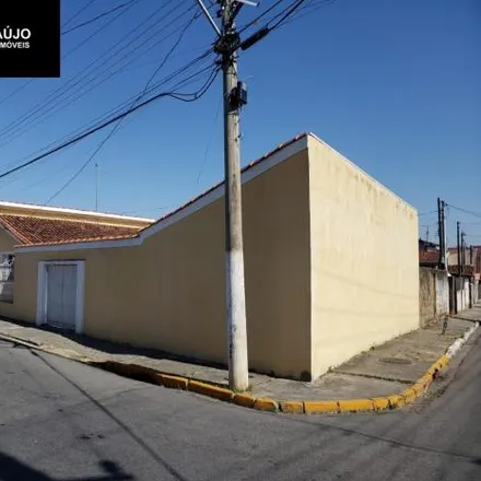 Buy this 3 bed house on Ginasio Poliesportivo de Tremembé in Rua Antenor Vargas, Jardim dos Eucaliptos