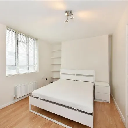 Image 5 - Kings Cross Dry Cleaners, King's Cross Road, London, N1 9NL, United Kingdom - Apartment for rent