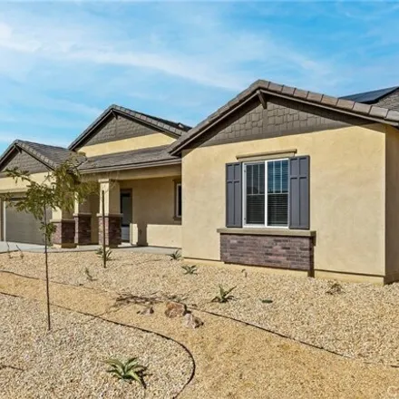 Image 2 - 12254 Gold Dust Way, Sunset Ridge, Victorville, CA 92392, USA - House for sale