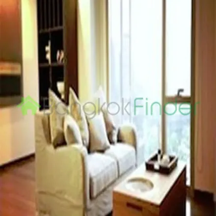 Rent this 2 bed apartment on Royal Asia Lodge in 91, Soi Sukhumvit 8