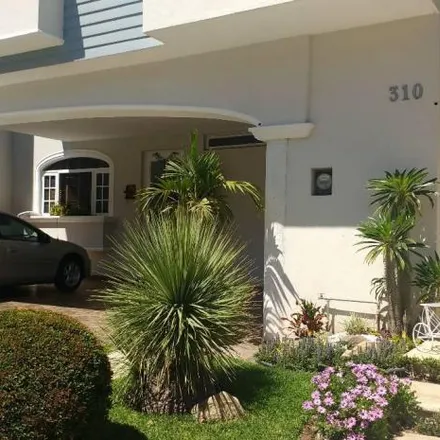 Buy this 3 bed house on unnamed road in El Palomar, 45643 La Tijera