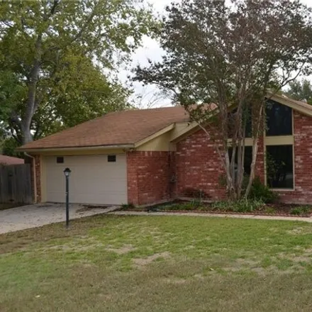 Rent this 4 bed house on 793 Nola Ruth Boulevard in Harker Heights, Bell County