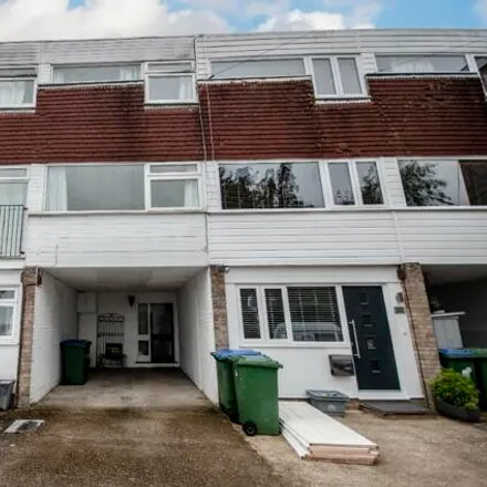 Rent this 3 bed townhouse on 43 Dimond Close in Southampton, SO18 1JQ