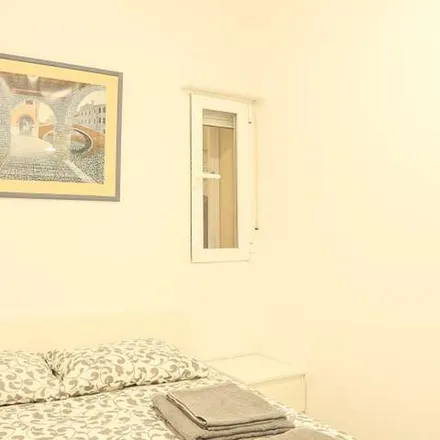 Image 9 - Madrid, Bicimad 53, Plazuela de Ana Diosdado, 28012 Madrid - Apartment for rent