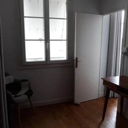 Image 7 - Larzul, Rue Taillegrain, 18000 Bourges, France - Apartment for rent