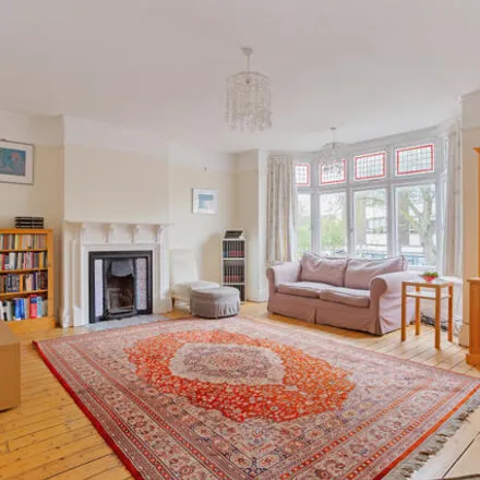 Image 2 - Adams guest house, 302 Banbury Road, Summertown, Oxford, OX2 7LL, United Kingdom - Townhouse for sale