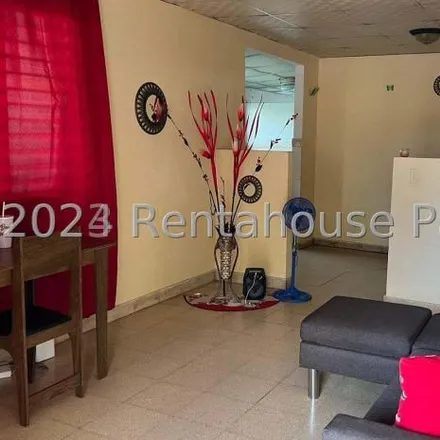 Buy this 4 bed apartment on Avenida 3ª in Carmen Cecilia, 0818