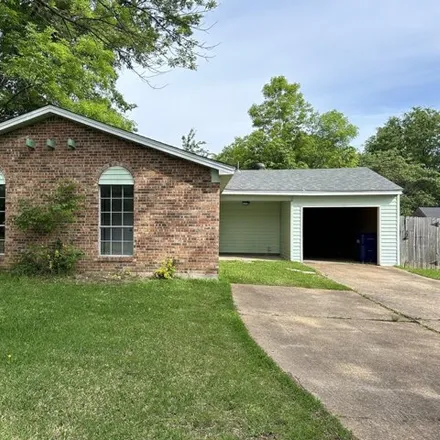 Rent this 3 bed house on 3140 Fair Meadow Drive in Horn Lake, MS 38637