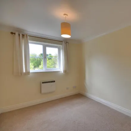 Image 4 - Chesswood Court, Rickmansworth, WD3 1DT, United Kingdom - Room for rent