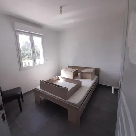 Rent this 3 bed apartment on 5 Rue du 11 Novembre in 83136 Garéoult, France