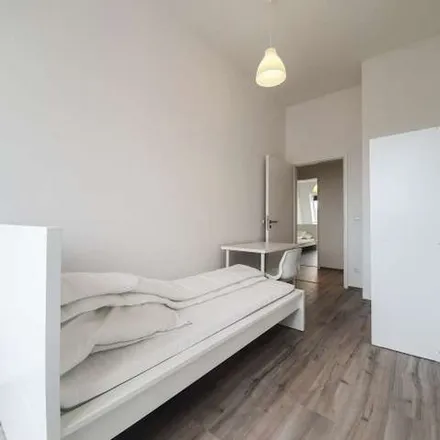 Image 2 - I Like, Kottbusser Damm 70, 10967 Berlin, Germany - Apartment for rent