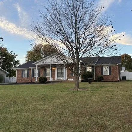 Image 2 - 1914 Curling Way, Bowling Green, KY 42104, USA - House for sale