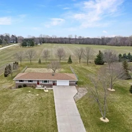 Image 5 - French Road, Appleton, WI 54140, USA - House for sale