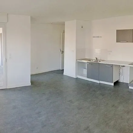 Rent this 3 bed apartment on 209 Rue de Gobert in 44470 Mauves-sur-Loire, France