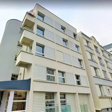 Rent this 1 bed apartment on 17 Cours Président John Fitzgerald Kennedy in 35043 Rennes, France