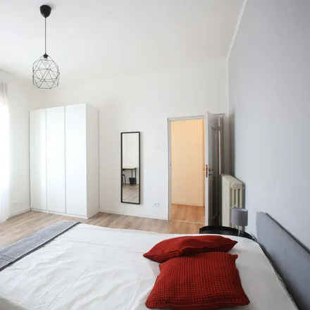 Image 2 - Via Giuseppe Soli, 28, 41121 Modena MO, Italy - Room for rent