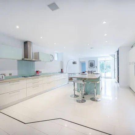 Rent this 5 bed apartment on Linton House in 11 Holland Park Avenue, London