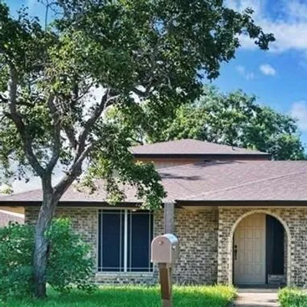 Buy this 5 bed house on 228 Llano Drive in Portland, TX 78374